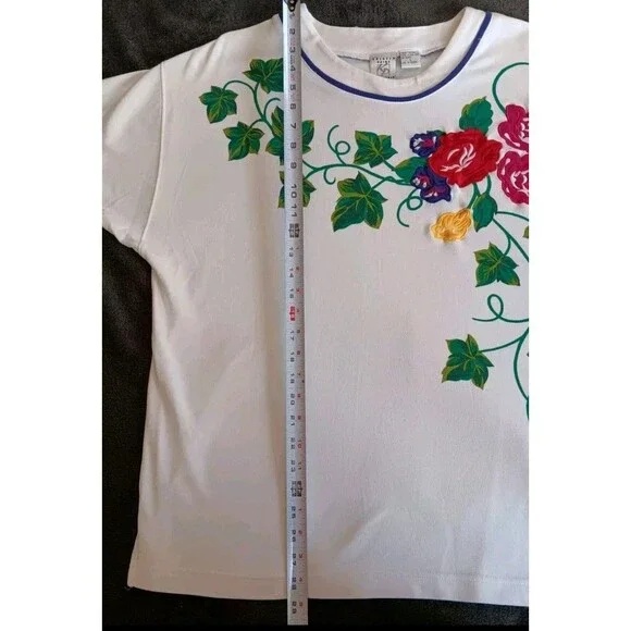 Shirt XL New Womens Kristin Paige Pullover Style White With Flowers - Picture 2 of 6